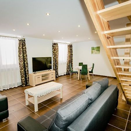Appartement Apartament Stalowa à Stalowa Wola Extérieur photo