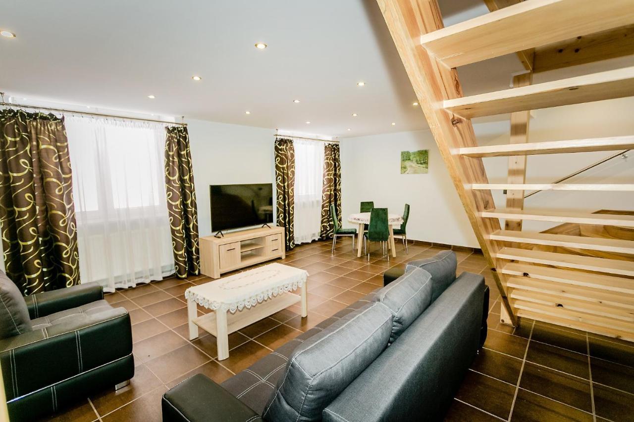 Appartement Apartament Stalowa à Stalowa Wola Extérieur photo